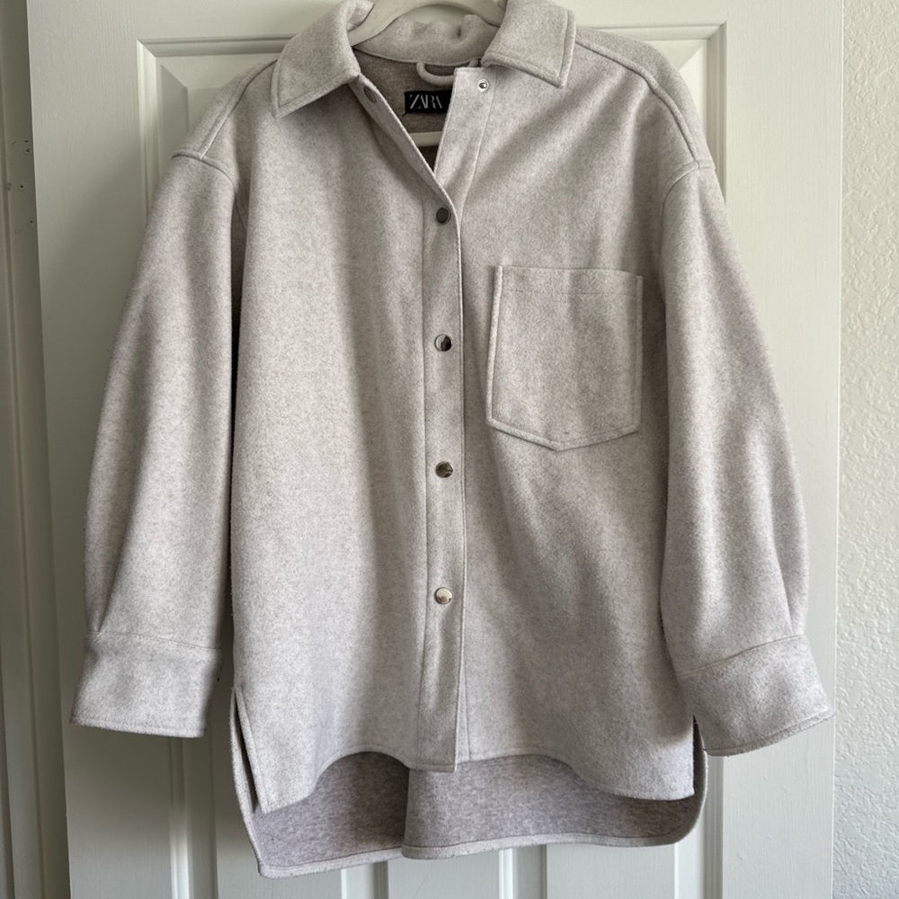 Zara Soft Gray Overshirt with Pocket